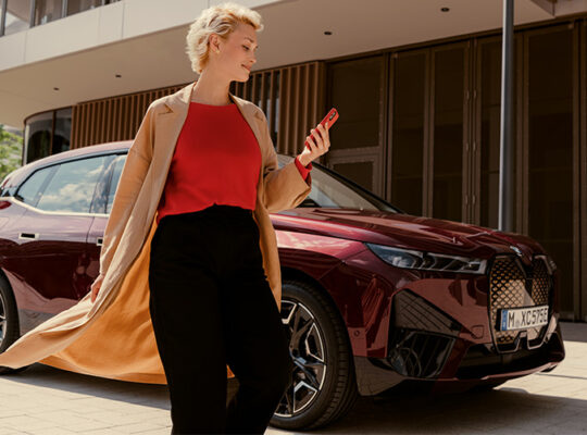 بی‌ام‌و iX، ترکیبی بی‌نظیر از لوکس و پرفورمنس