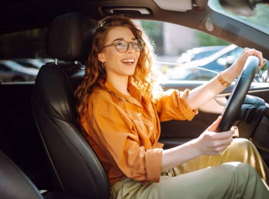 شارژ کردن ماشین برقی: نکاتی که قبل از خرید باید بدانید