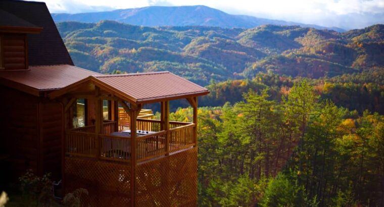 کلبه کوهستانی شیب‌دار، ۳ خوابه با شومینه و چشم‌انداز زیبا